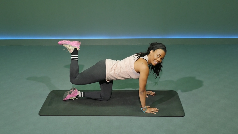 5 Min Core & Lower Body Flow #22